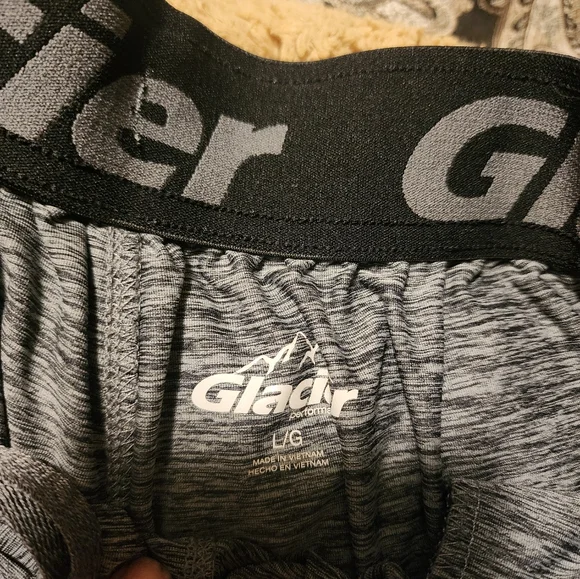 Men's Size Large Glacier Performance Shorts - Picture 2 of 4